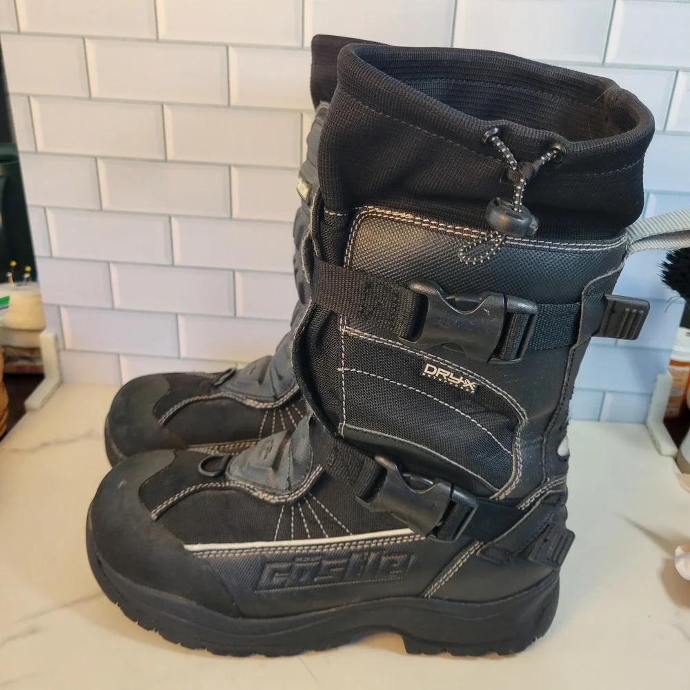Castle X Barrier 2 Snowmobile Boots Mens 10 Black Dry-X Waterproof Winter Racing